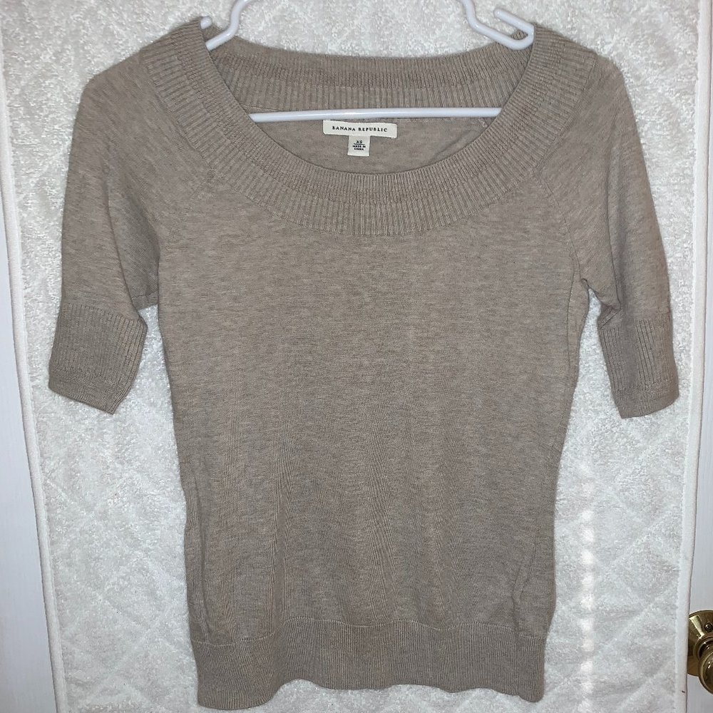 Banana Republic Scoop Neck Top